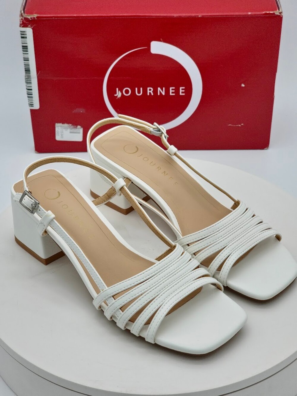 Journee Collection Shayana Women’s White Strappy Block Heel Sandals Size 6 M NEW